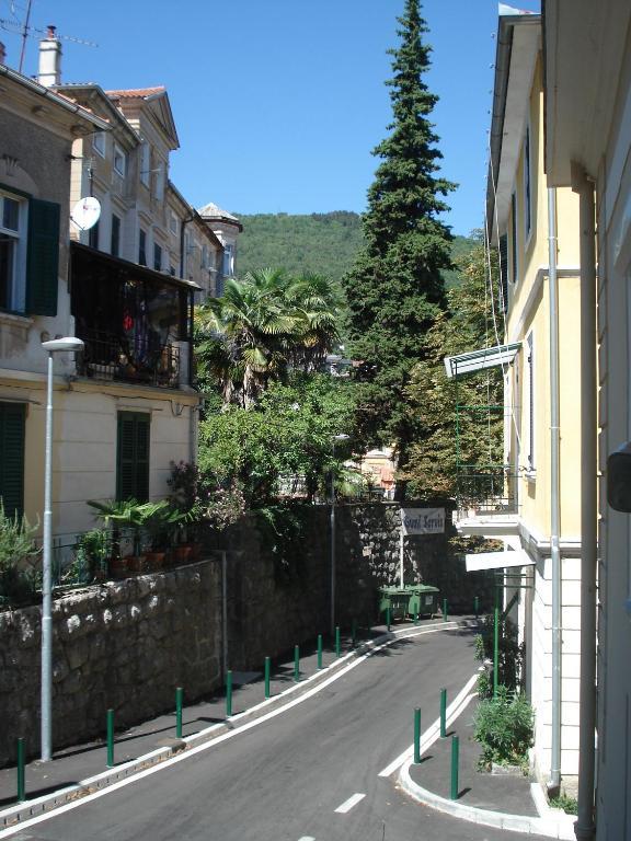 Apartments And Rooms Liburnija Opatija Exteriör bild