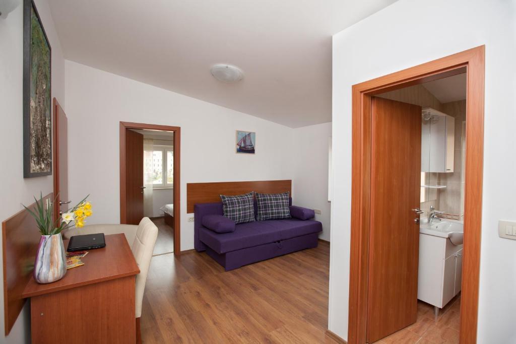 Apartments And Rooms Liburnija Opatija Rum bild